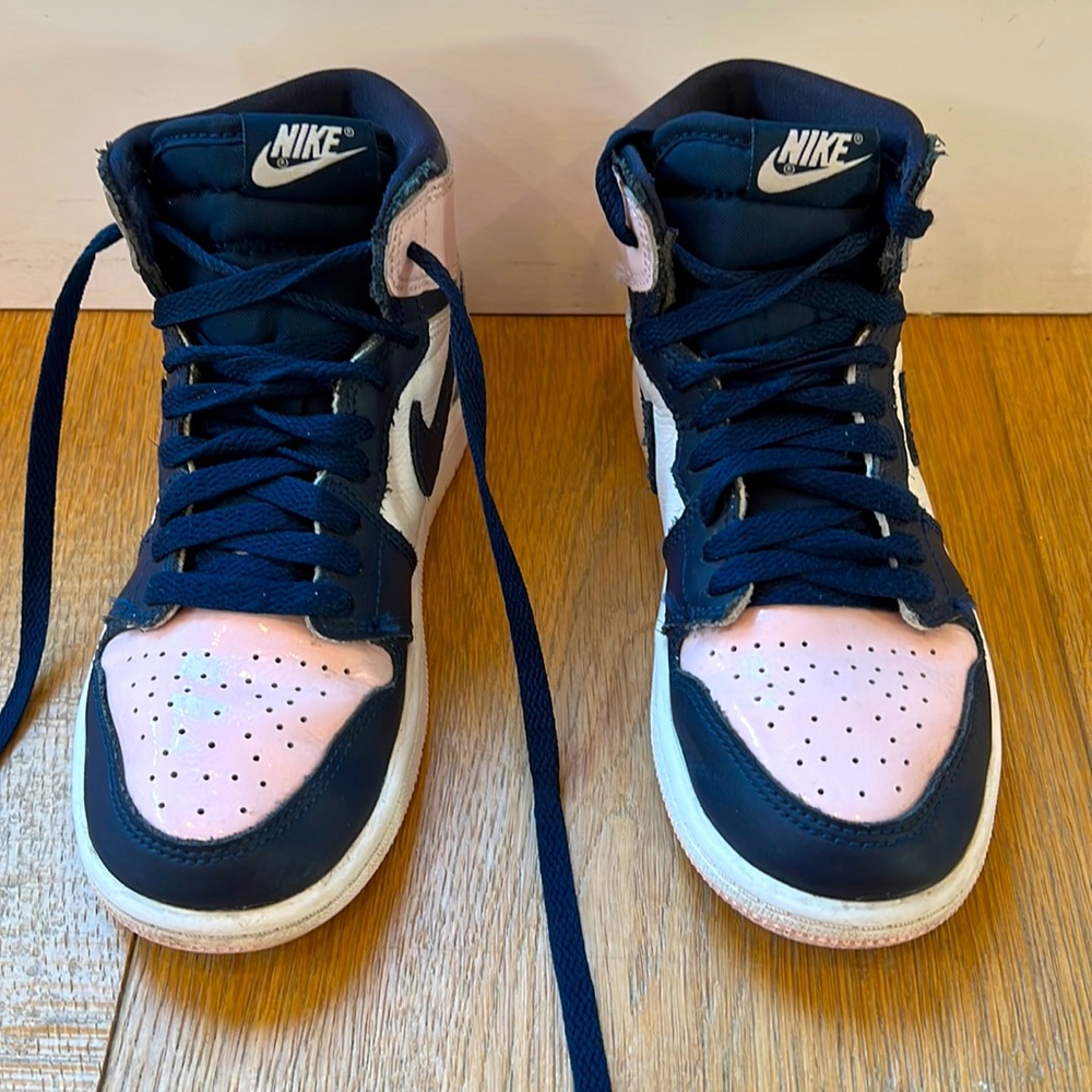 Air Jordan 1 Retro High OG “Bubble Gum” Sneakers - Girls